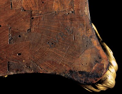 箪笥、1745年頃（オルモルに取り付けられた漆と黒檀） 作： Bernard van Risenburgh II