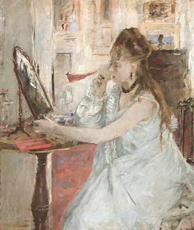 彼女の顔を粉にする若い女性 作： Berthe Morisot