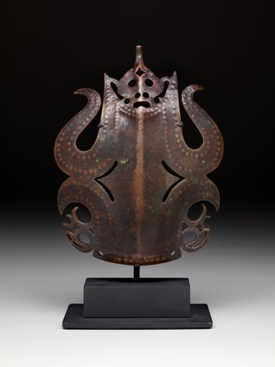 戦士の頭飾り飾り：正面図 作： Bornean Bornean