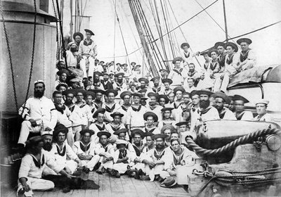 HMS Eclipse搭載の会社、c.1888 作： British Photographer