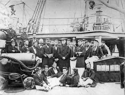 HMS Eclipseの役員、1888年頃 作： British Photographer