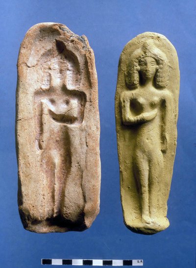 生殖能の女神とそれが鋳造された型の置物、紀元前8〜7世紀（粘土） 作： Bronze Age