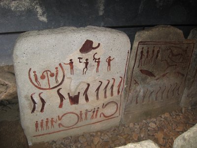 紀元前2千年前の前半、キビク・クングラーベン近くの王の墓 作： Bronze Age culture