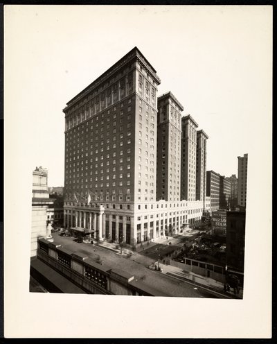 ホテルペンシルベニア、7thアベニューと32番街、ニューヨーク、1919（銀ゼラチンプリント） 作： Byron Company