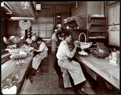 ホテルデルモニコの製菓部門、1902年（銀ゼラチンプリント） 作： Byron Company