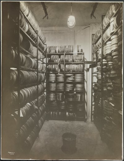Mutual Film Co.、1600ブロードウェイ、ニューヨーク、1918 作： Byron Company
