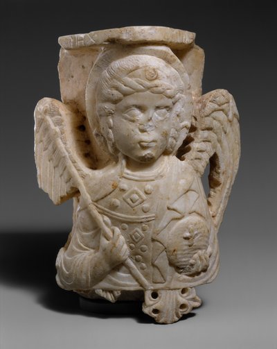 大天使ミカエルの胸像を持つキャピタル 作： Byzantine