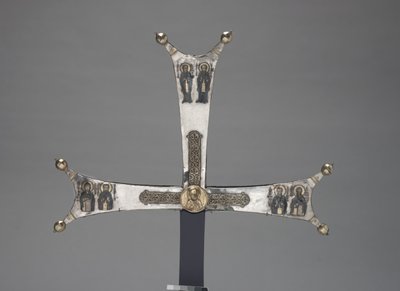 行列の十字架の断片、c.1050（銀の金箔、ニエロ） 作： Byzantine
