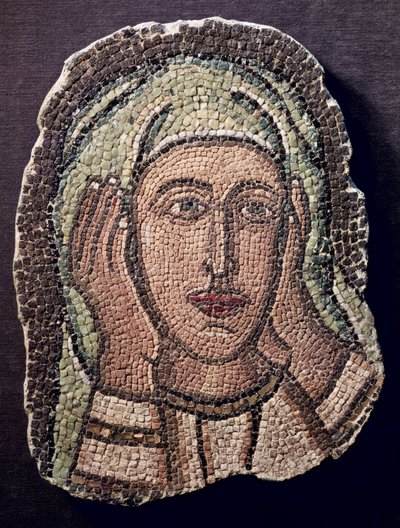 トルコ出身の聖女の一人（モザイク） 作： Byzantine