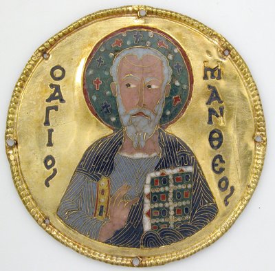 イコンフレームの聖マタイのメダイヨン 1100年頃（金、銀、エナメルの七宝焼 作： Byzantine