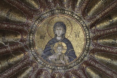 チョーラ教会博物館の聖母子像 作： Byzantine