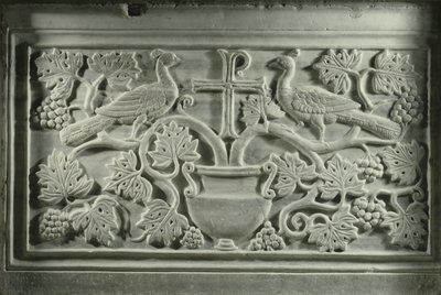 孔雀とつるぎ（マーブル 作： Byzantine School
