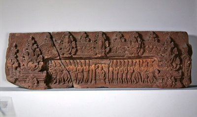 リンガの起源と王の戴冠式の神話を描いたまぐさ、2〜7世紀（砂岩） 作： Cambodian Cambodian