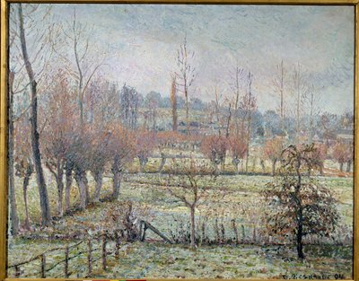 エラニーの白い霜、朝や雪の効果。カミーユ・ピサロ（1830-1903）の絵画 作： Camille Jacob Pissarro