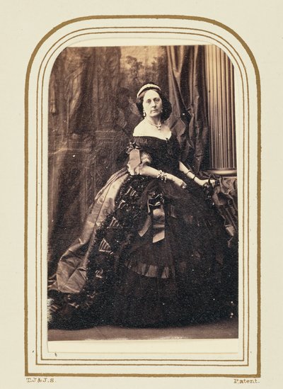 [ロクスバーグ公爵夫人】。］ 作： Camille Silvy