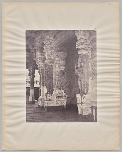 Pudhu Mandapa a Tirumala Nayak (r. 1623-59)、Meenakshi Sundareshwar Temple、マドゥライ 作： Captain Linnaeus Tripe