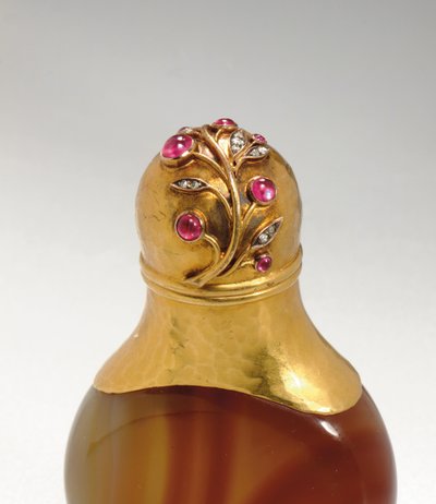 香りのボトル、サンクトペテルブルクのエリック・コリンのワークマスターのマーク、1890年頃 作： Carl Fabergé
