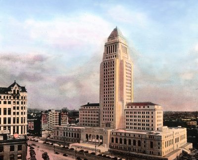 アメリカ合衆国、カリフォルニア州、ロサンゼルス市庁舎、1926-1928年建造、画像は1931年頃。カール・サイモン・アーカイブ 作： Carl Simon
