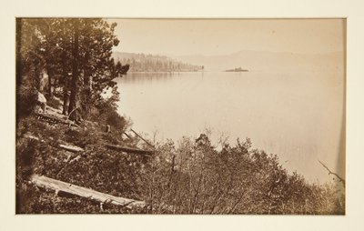 4 つの鉄道シーンとタホ湖の 4 つのビュー: アーティスト ロックスからのタホ湖 作： Carleton E. Watkins