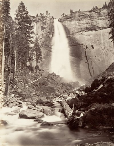 ネバダ滝、700 フィート、ヨセミテ、カリフォルニア州。 1872年、約印刷。 1876年。 作： Carleton E. Watkins.