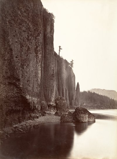 ホーン岬、コロンビア川、オレゴン州、1867 年。 作： Carleton Emmons Watkins