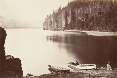 ケープ ホーン、オレゴン州、1867 年に印刷 1876年。 作： Carleton Emmons Watkins
