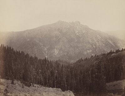 1860年代、ダウンビル・ビュート（写真） 作： カールトン・エモンズ・ワトキンス