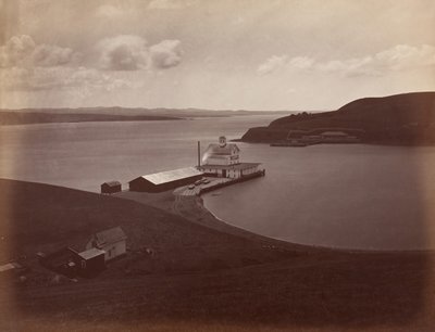 カルケンヌ海峡、南ヴァレホ、1868-69 年。 作： Carleton Emmons Watkins