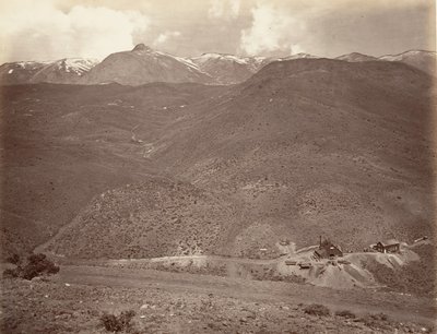 Sutro Tunnel Shaft No. 2、1875 年、約 20 年頃に印刷 1876年。 作： Carleton Emmons Watkins