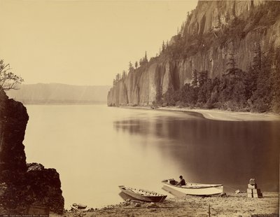 オレゴン州コロンビア川、ケープ・ホーン 作： Carleton Watkins