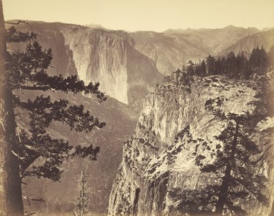 [渓谷の最初の眺め］ 作： Carleton Watkins