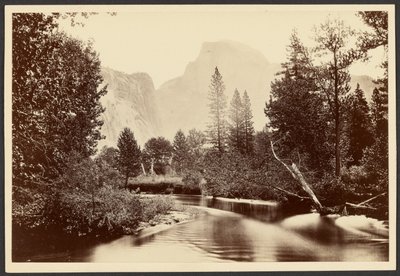 "ハーフドーム - ヨセミテ" 作： Carleton Watkins