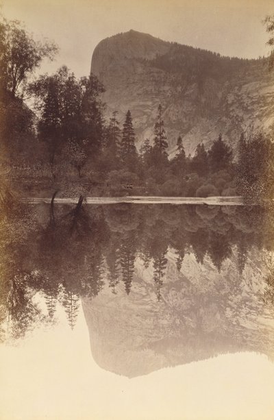 ヨセミテのワトキンス山 作： Carleton Watkins