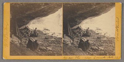 アッパーヨセミテ滝の下 作： Carleton Watkins