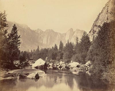 [マーセド川の眺め-遠くにカセドラル・ロックス］ 作： Carleton Watkins