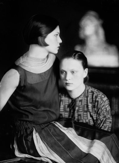 ワンダとマリオンヴルツの肖像、トリエステ、1920年頃（ガラス板） 作： Carlo Wulz