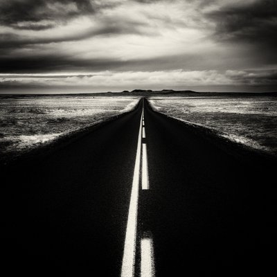  作： 
