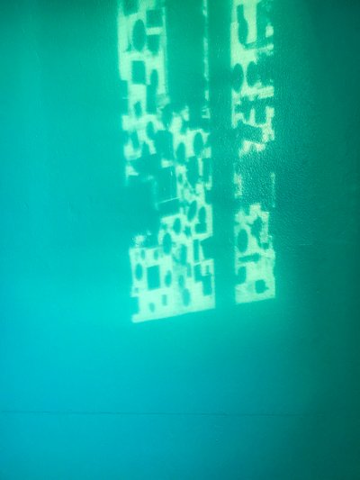 構成 - 照明、2020年（写真） 作： Cécile Jamet