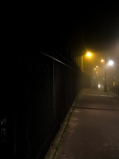 コンポジション - ストリート、2020年（写真） 作： Cécile Jamet