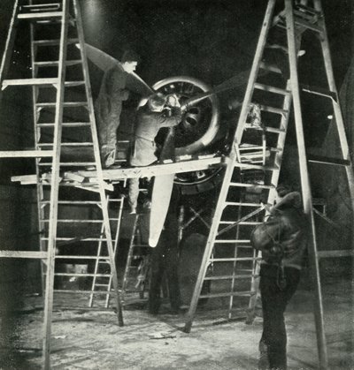 飛行力学、これもWAAF貿易、c1943。 作： Cecil Beaton