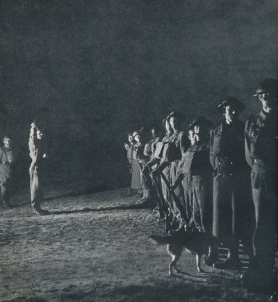 夜は生きている、1941 作： Cecil Beaton