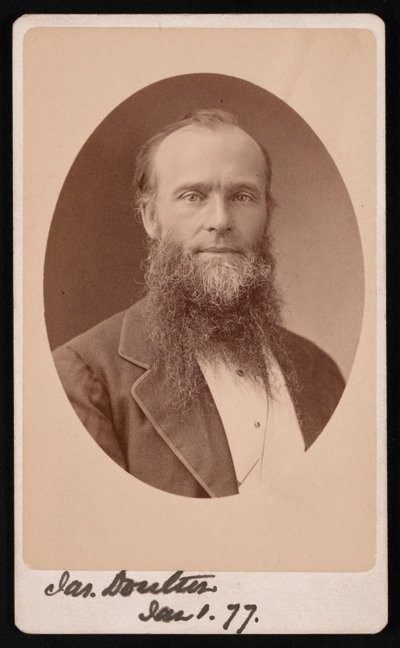 ジェームズ・ドルトンの肖像、1877年。 作： Centennial Photographic Company