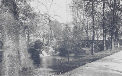 ボルドー：ジャルダン＝パブリック、素朴な橋（モノクロ写真） 作： Charles Chambon