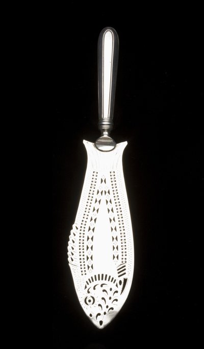 魚の切り身、1800年頃（銀） 作： Charles Jamieson