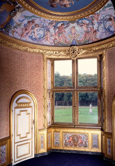 ヴォー・ル・ヴィソムト城（Chateau de Vaux Le Visomte）のバスルーム。シャルル・ルブラン（ル・ブラン）（1619-1690）の絵 作： Charles Le Brun