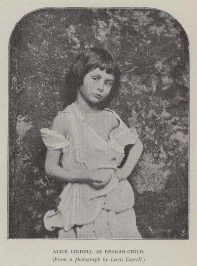 乞食の子役のアリス・リデル（モノクロ写真 作： Charles Lutwidge Dodgson