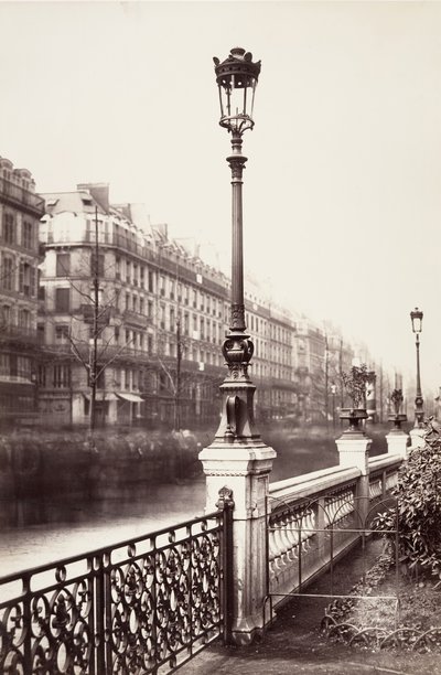 アーツ アンド クラフツ オールド モデル、1864 年。 作： Charles Marville