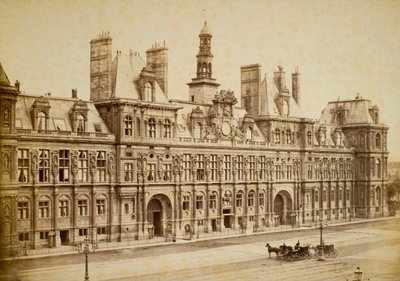 パリの市庁舎 作： Charles Marville