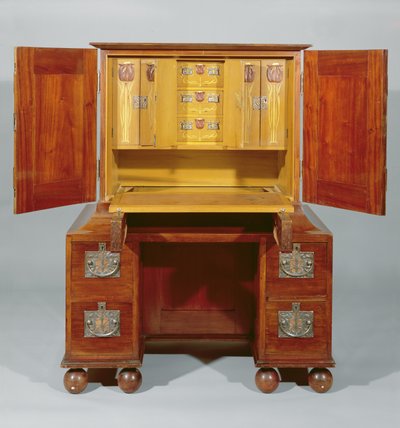 キャビネット-フロントオープン、1898（マホガニー＆ホワイトホリー）（272467-468も参照） 作： Charles Robert Ashbee