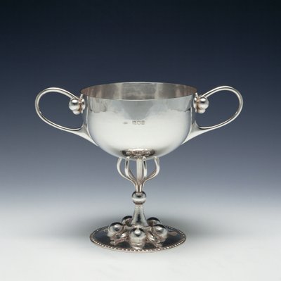 スポーツカップまたはシュガーベイスン、1893年頃（シルバー） 作： Charles Robert Ashbee